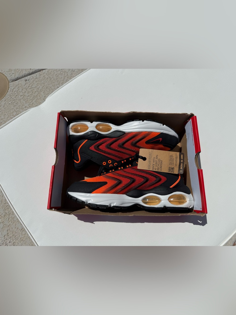 Nike Air Max TW SE men’s 9.5 brand new NWT Orange Summit Tailwind Sneakers